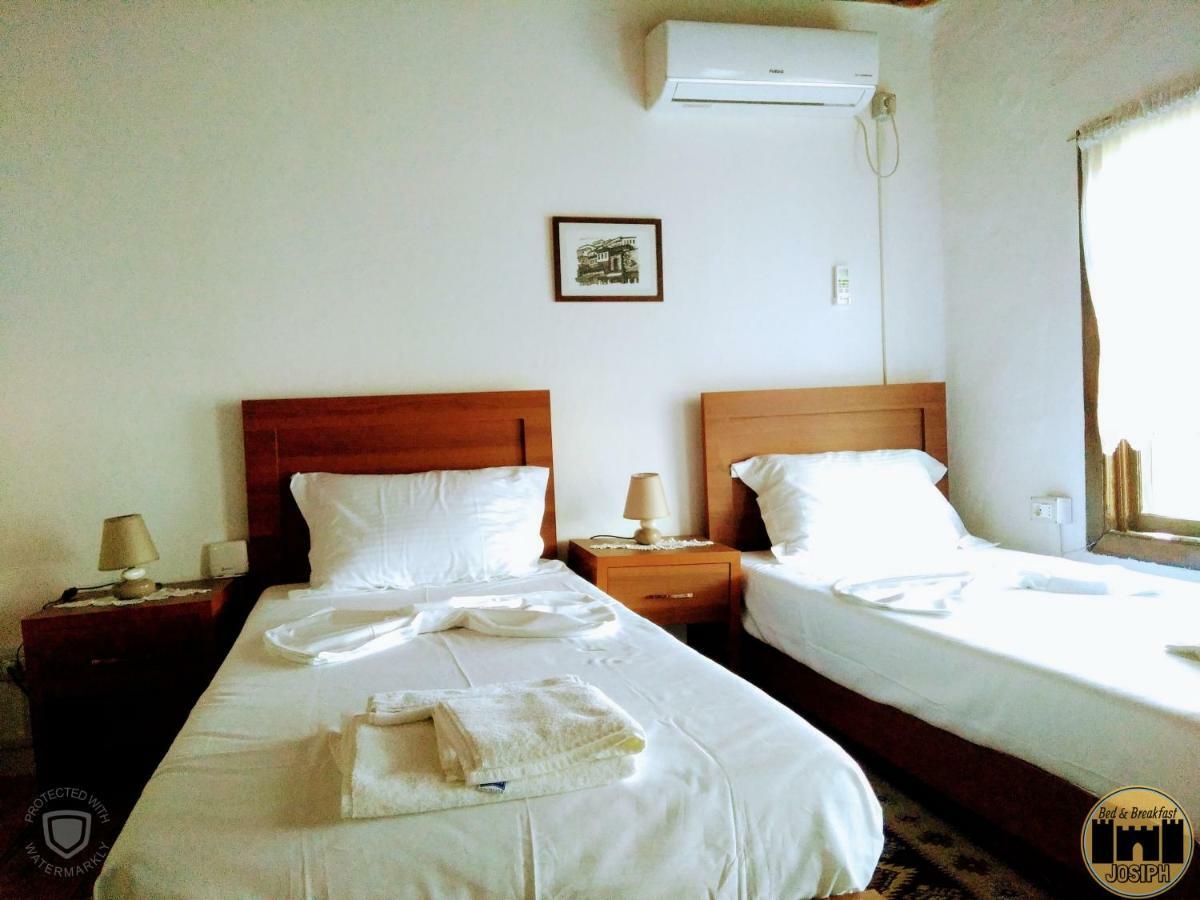 Bed & Breakfast Josiph Berat Exterior photo