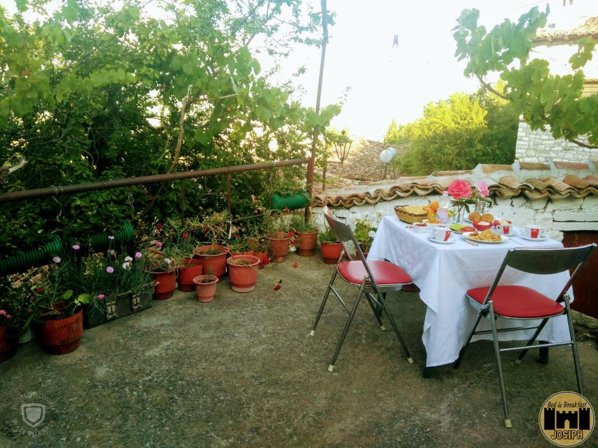 Bed & Breakfast Josiph Berat Exterior photo