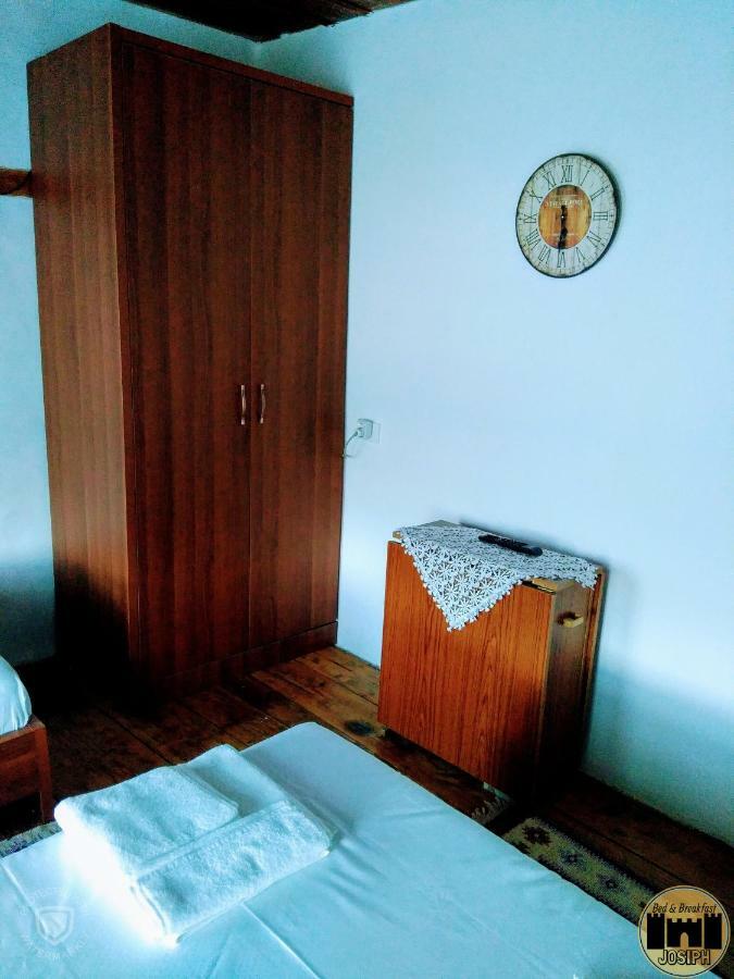 Bed & Breakfast Josiph Berat Exterior photo